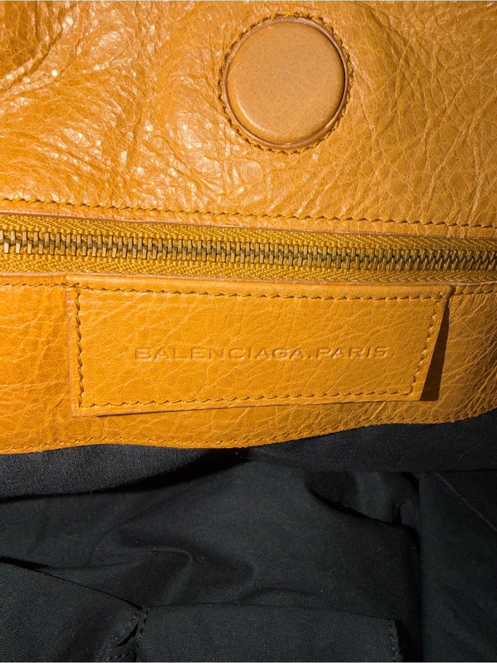 BALENCIAGA Tan Leather Sunday Bag - Picture 14 of 16